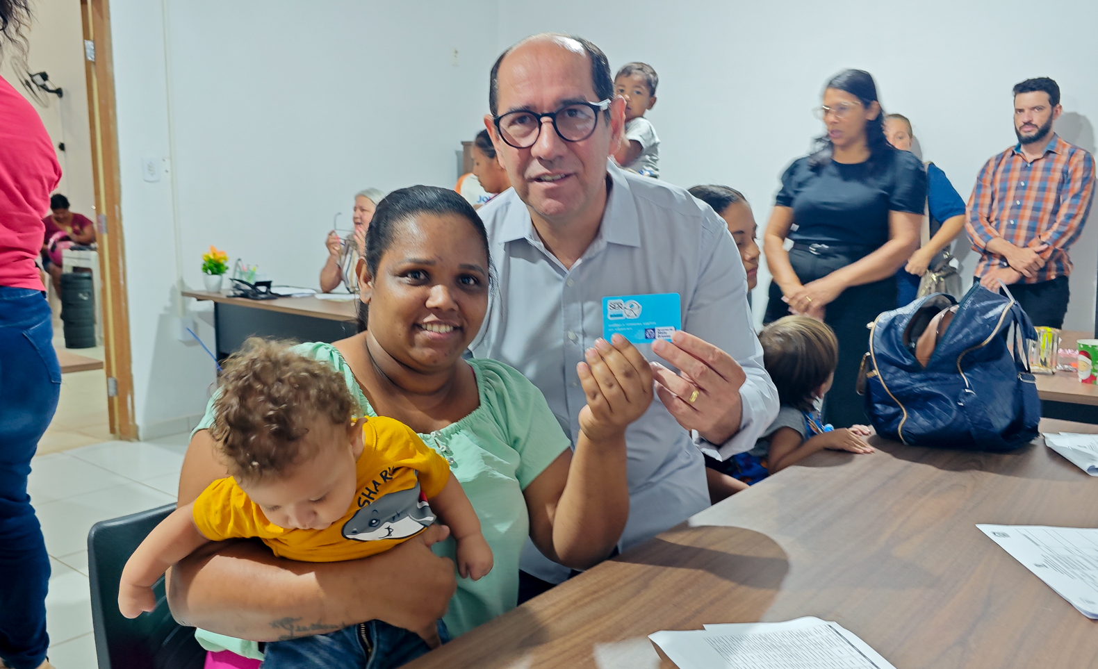 Entrega do cartão Ser Familia
